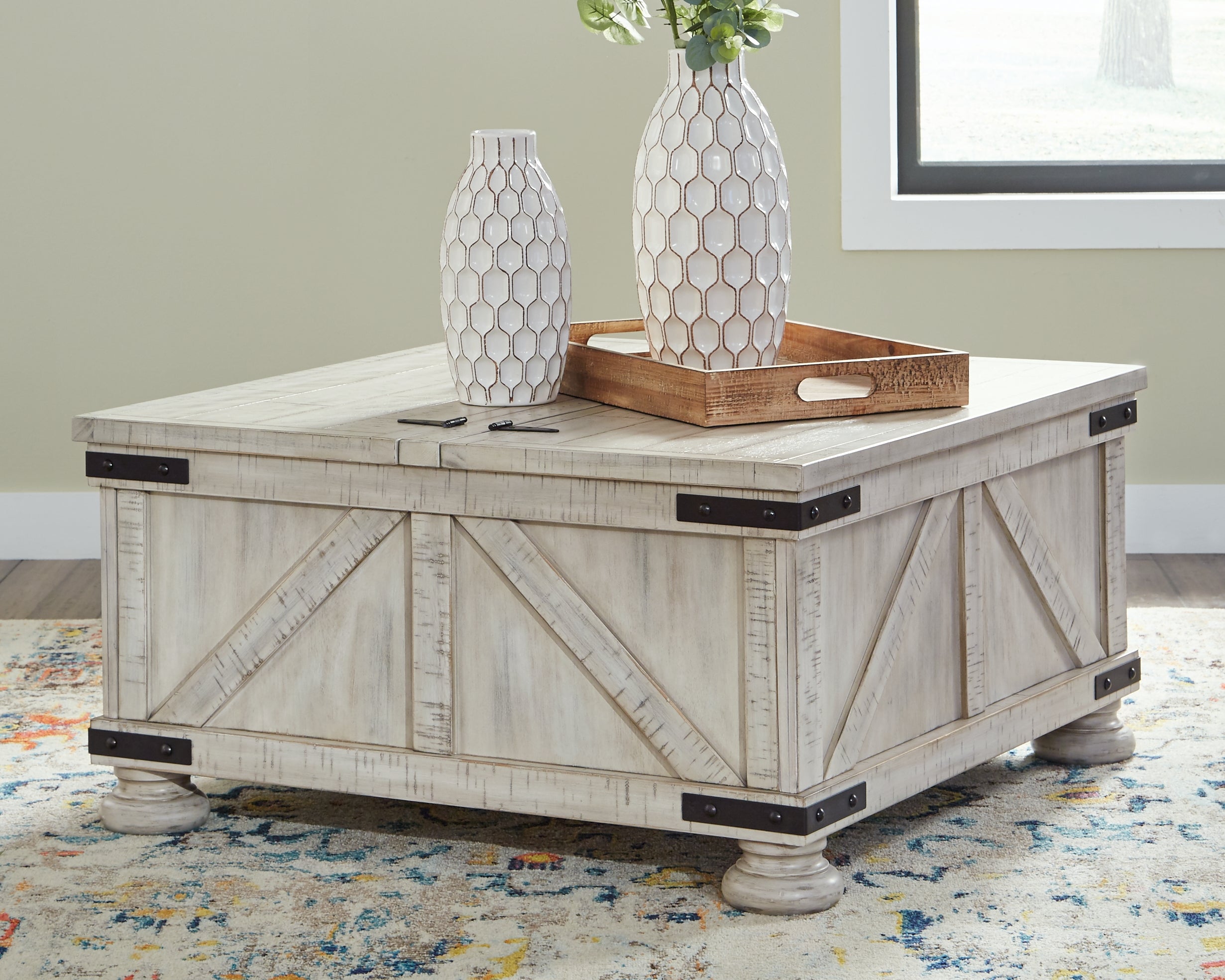 3 Brothers Decor - Ashley Furniture - Carynhurst Coffee Table - Cocktail Table with Storage / Whitewash - T929-20