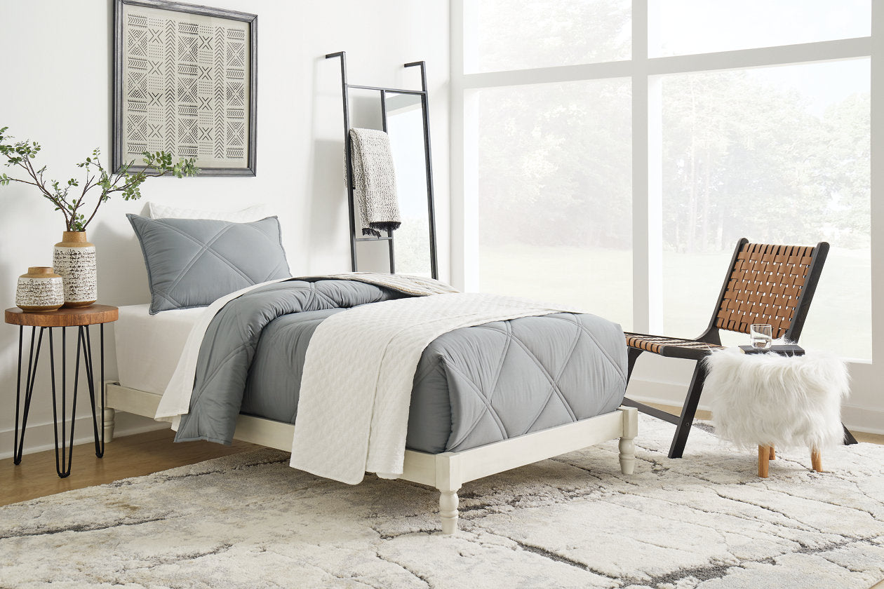 Tannally Bedroom - Tampa Furniture Outlet