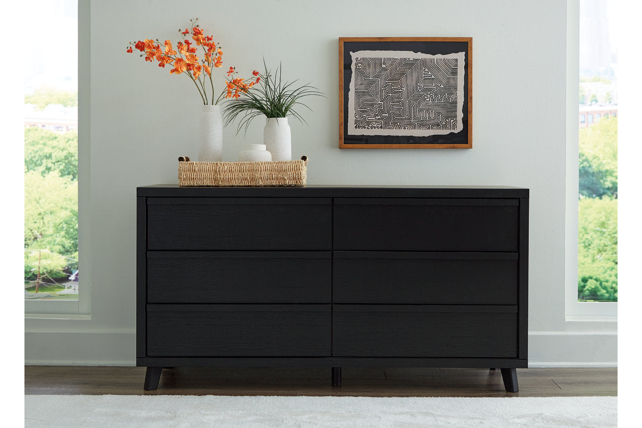 Danziar Dresser - Tampa Furniture Outlet