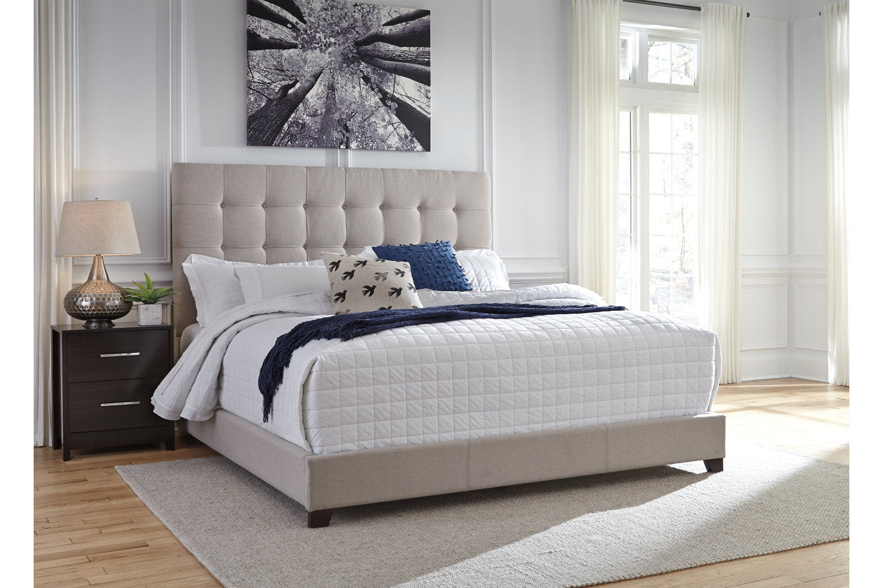 Dolante Bedroom - Tampa Furniture Outlet