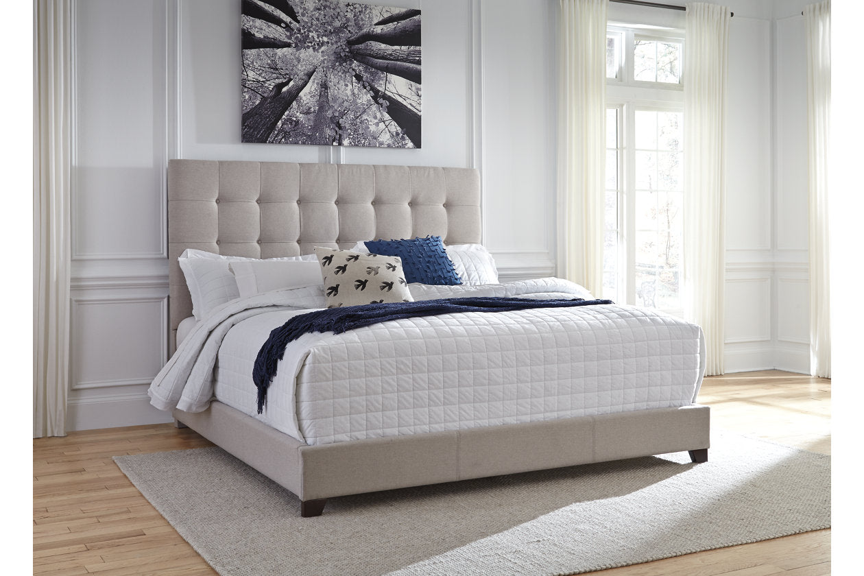 Dolante Bedroom - Tampa Furniture Outlet