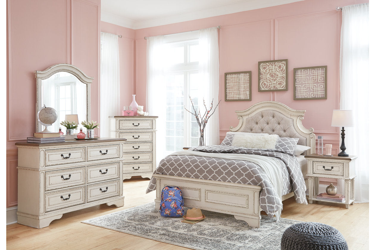 Realyn Bedroom - Tampa Furniture Outlet