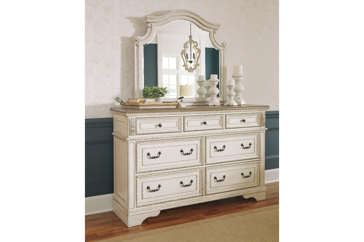 Realyn Bedroom - Tampa Furniture Outlet